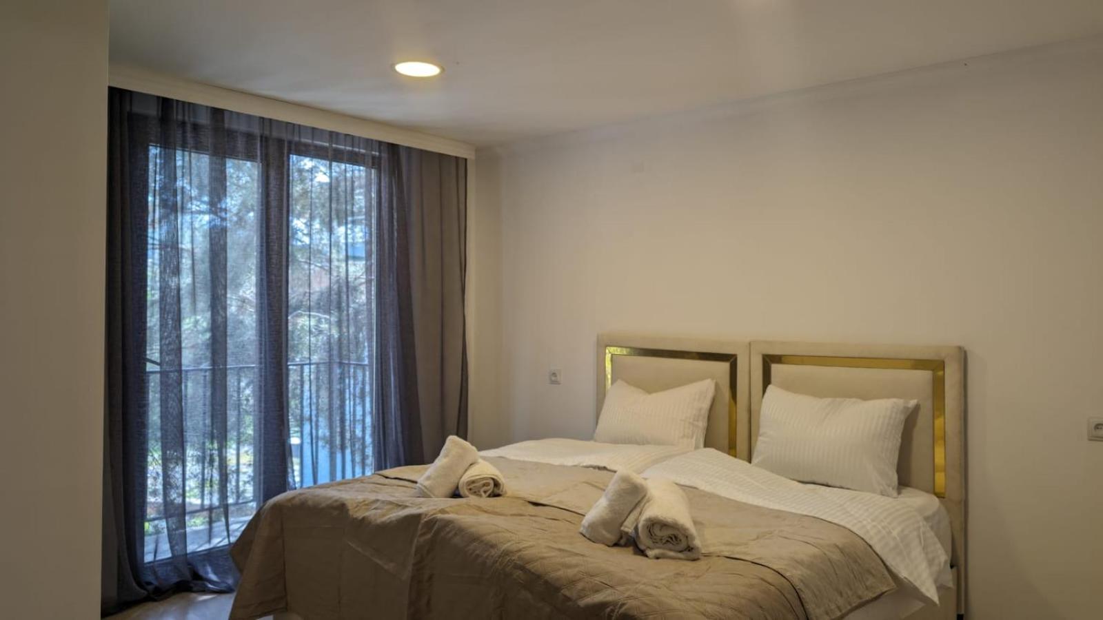 Shara Hotel Mestia Ngoại thất bức ảnh